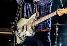 ギタリストの写真